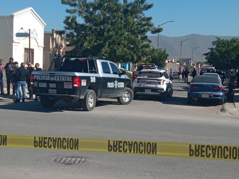 Un policía. herido y un presunto delincuente muerto deja enfrentamiento