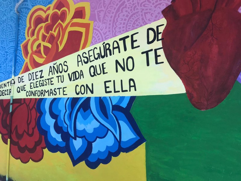 Una escuela revive los tradicionales murales