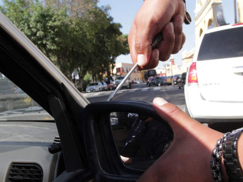 Una larga batalla contra el robo de autopartes en Colima