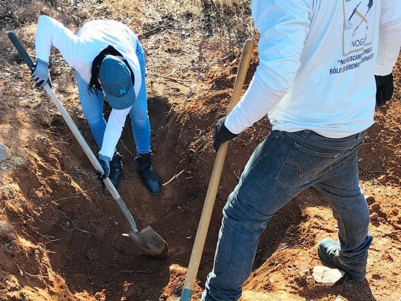 Una persona sin vida es localizada enterrada en fosa cladestina