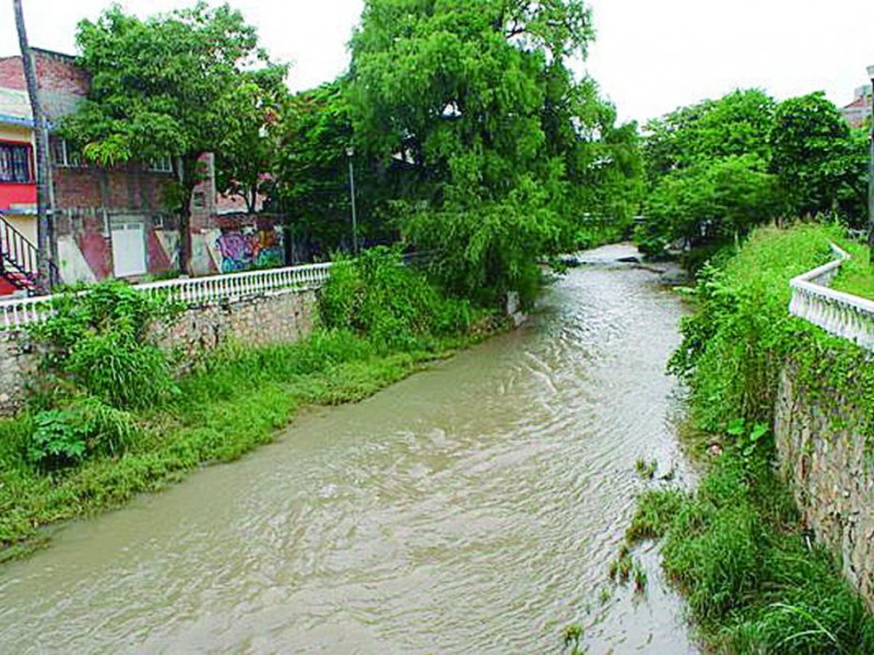 UNACH se suma a trabajos de rescate del río sabinal