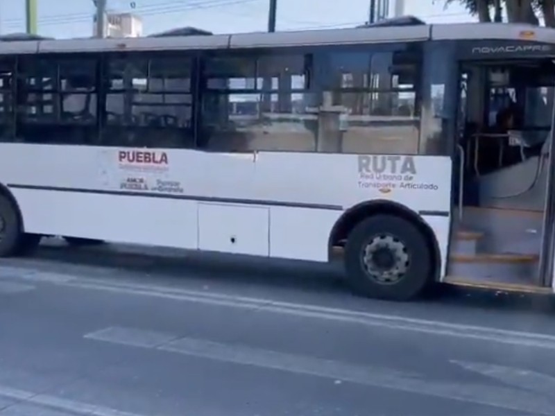 Unidad del RUTA protagoniza choque en la 11 sur