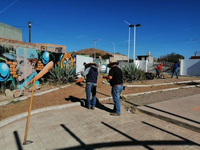 Unidades deportivas en Durango necesitan un mantenimiento.