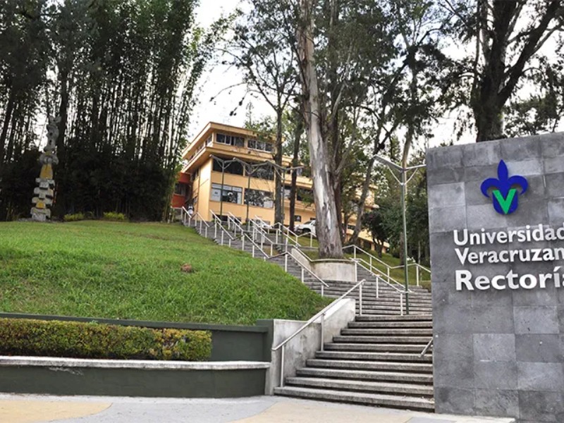 Universidad Veracruzana suspende actividades por Frente Frío 13
