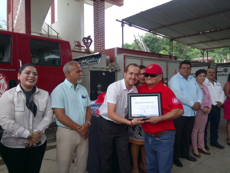 Urge equipo nuevo para bomberos de Tuxpan