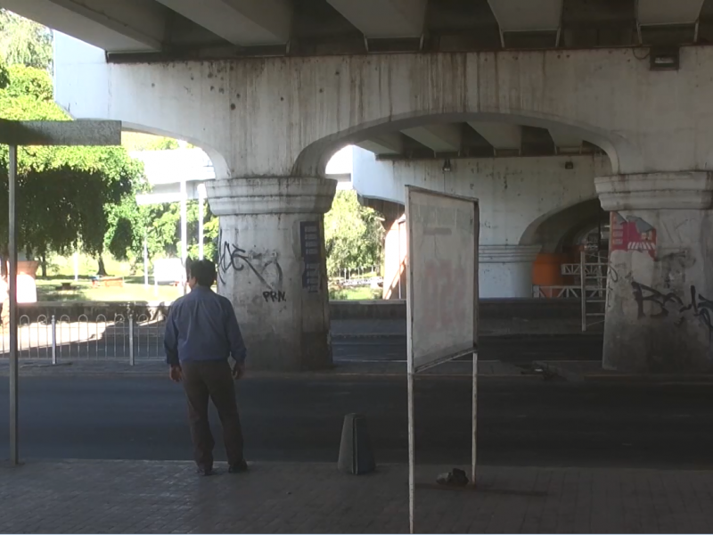 Urge paso peatonal por Niños Héroes y Noris