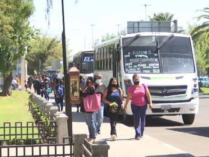 Urge replantear limitaciones en el transporte público