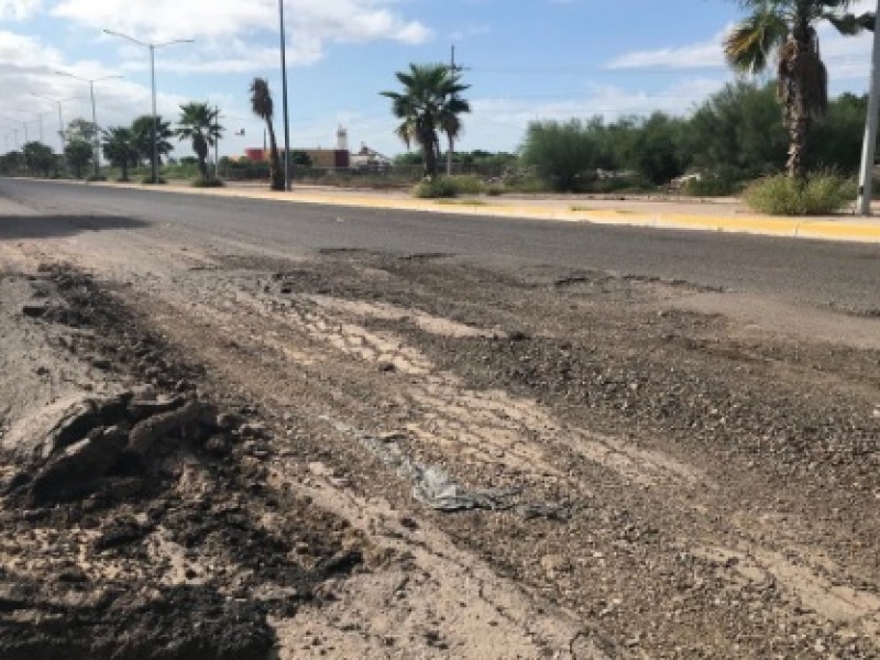 📹Urgen atención de drenajes colapsados y baches