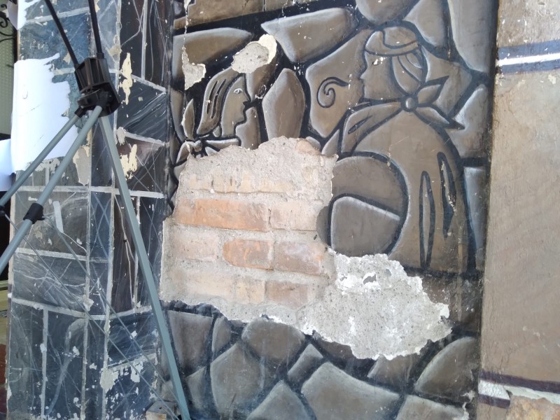 Urgente restauración del mural Tehuacán y sus 5 regiones