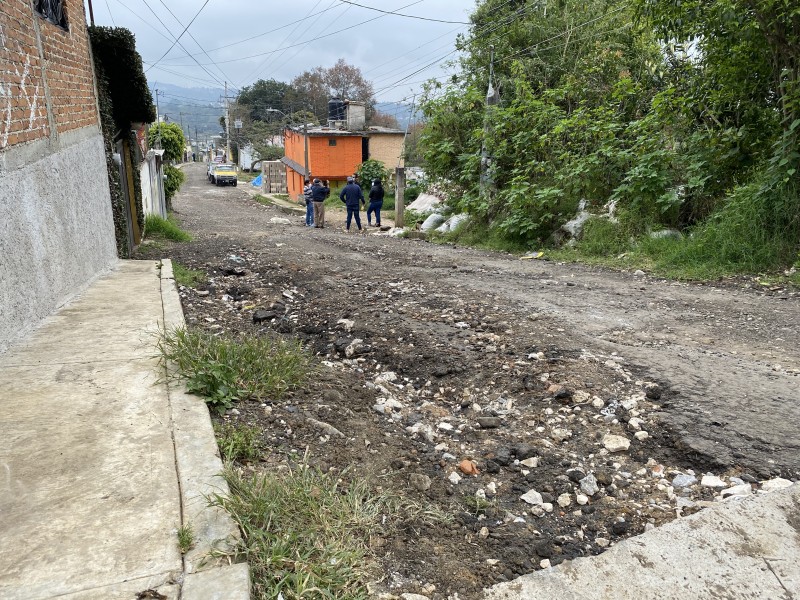 Uruguay, calle abandonada por la que paralizaron vialidades en Xalapa