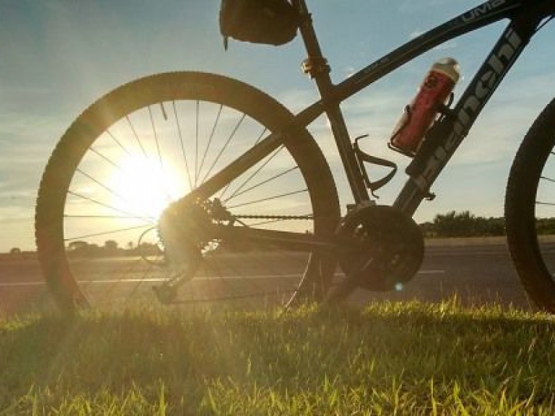 Uso de bicicleta, un medio de transporte con múltiples beneficios