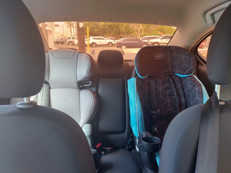 Uso de silla infantil o portabebé, es obligatorio en vehículos