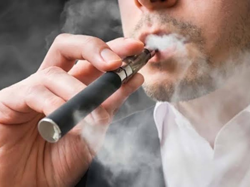 Uso de vapeadores genera riesgo para la salud, afirman especialistas