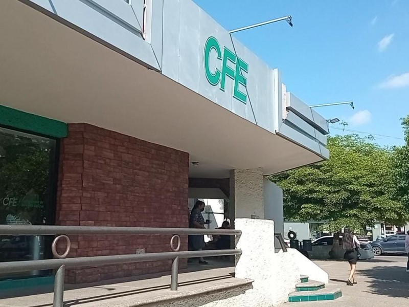 Usuarios de CFE denuncian recibos excesivos de luz