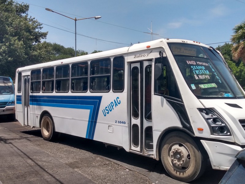 Usuarios de transporte urbano inconformes por tarifa SalinaCruz