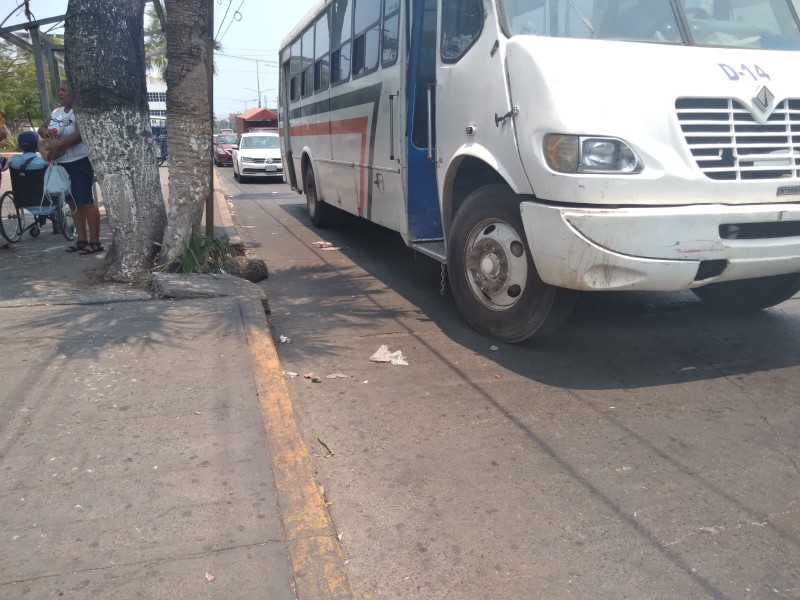 Usuarios del transporte público señalan deficiencias en Salina Cruz