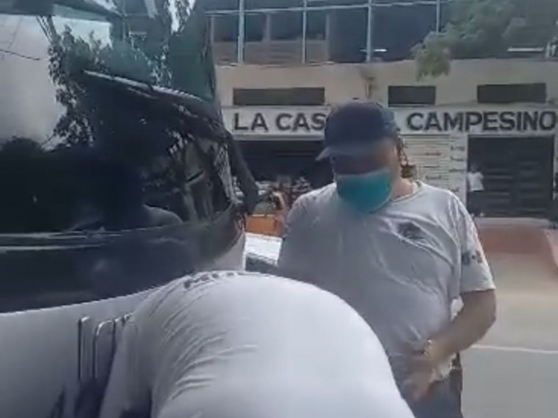 Usuarios denuncian inaccesibilidad de tránsitos de Petatlán