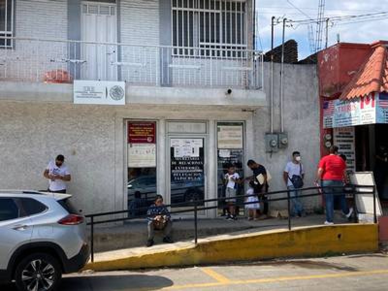 Usuarios denuncian irregularidades de la SRE