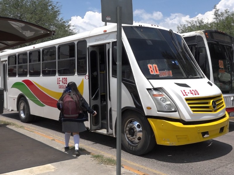 Usuarios piden rutas de transporte más rápidas y seguras