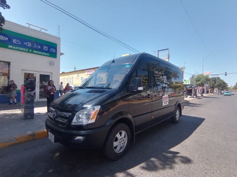 Usuarios se sorprenden por transporte urbano eléctrico en la ciudad