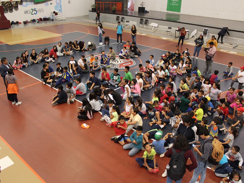 UTEQ recibe a infantes con curso de verano