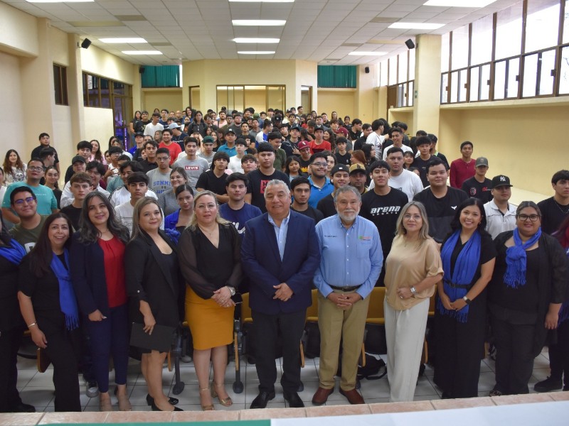 UTH impulsa formación sostenible con Conecta Industrial 2.0