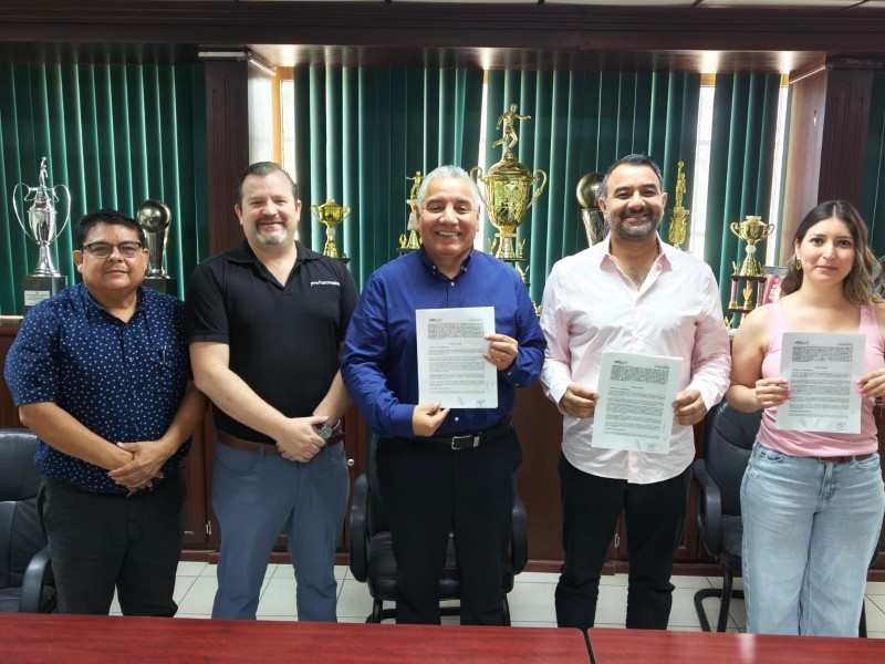 UTH y ProAutomation impulsan educación dual con nuevo convenio