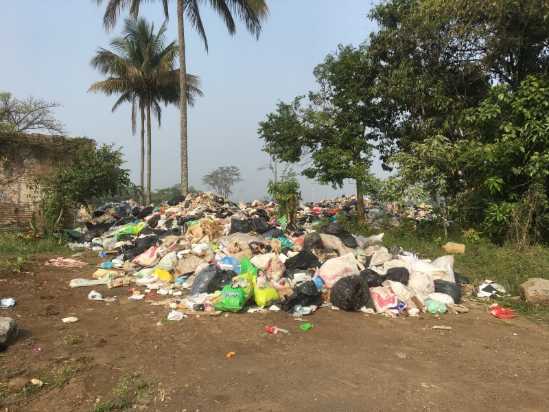 Utilizan ejido de Jilotepec como tiradero de basura