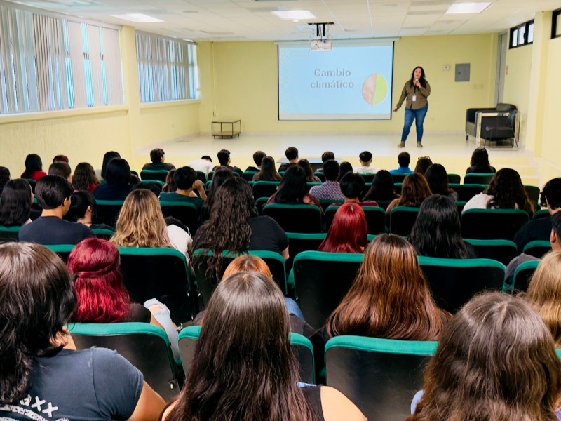 UTSLRC siembra conciencia ecológica en sus aulas