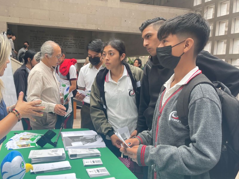 UV oferta nuevas carreras en la ExpoOrienta