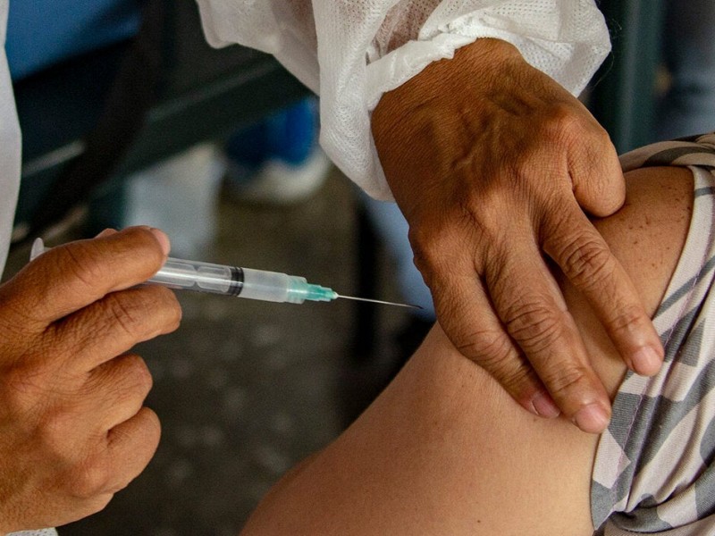 Vacuna Covid: OMS pide moratoria mundial para la tercera dosis