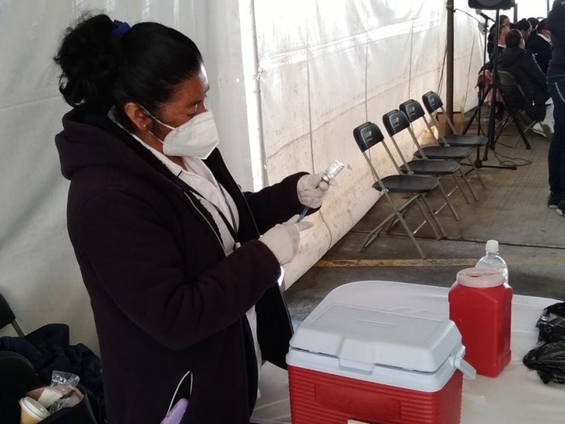 Vacuna refuerzo de 50 a 59 años en Toluca