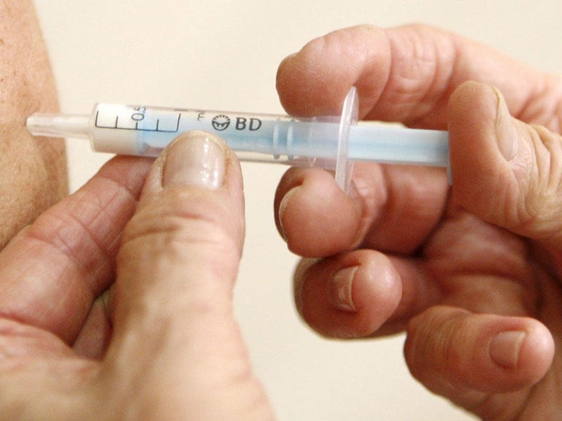 Vacunación contra la influenza lleva un 63% de avance