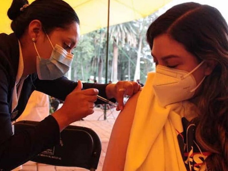 Vacunación para treintañeros continuará en Iztapalapa e Iztacalco