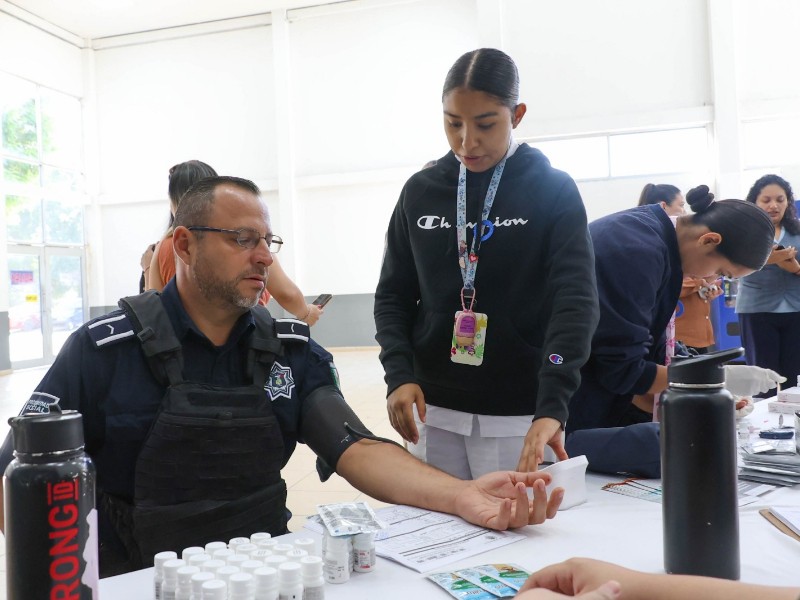 Vacunan a policías de Cajeme contra el COVID, influenza tétanos y neumococo