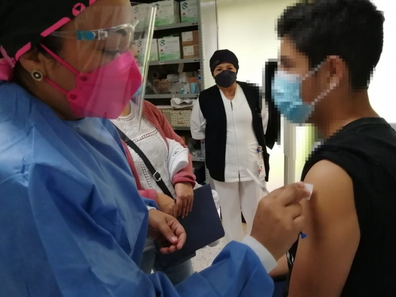 Vacunarán a rezagados mayores de 12 años en 18 municipios