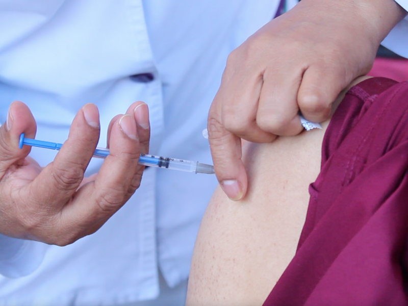 Vacunarán contra COVID-19 a doce comunidades vulnerables de Lerma