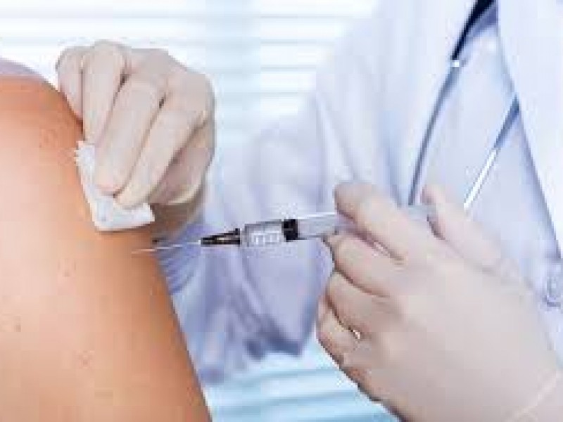 Vacunas faltantes en hospitales poblanos llegaran el 15 de enero