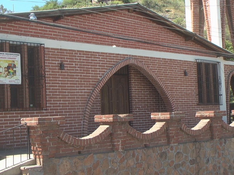 Valoran daños de edificio de seminario San Jose