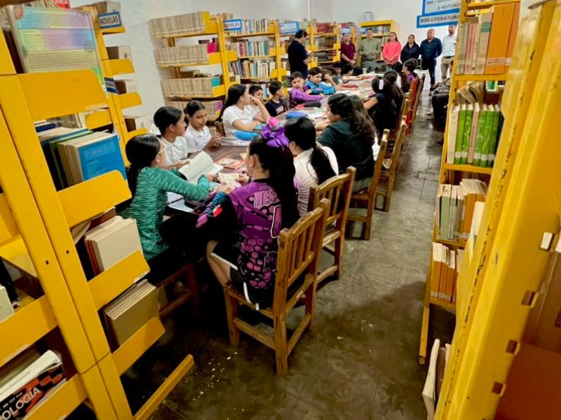 Valoran estudiantes importancia de la biblioteca en Álamos