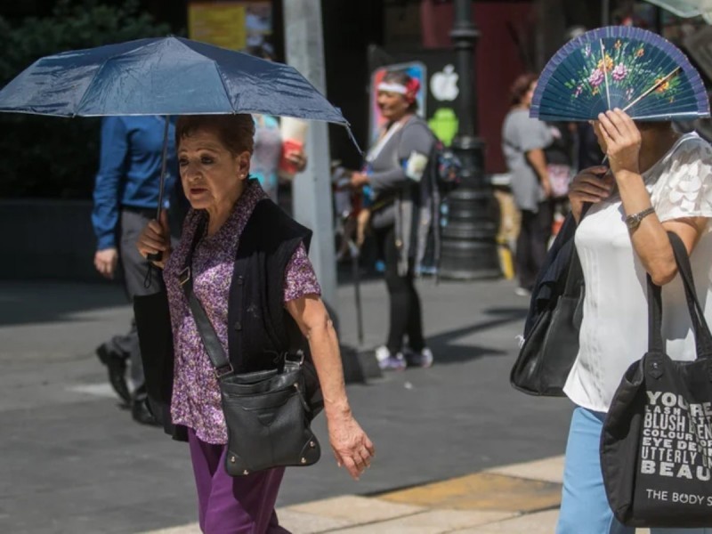 Van 17 casos por padecimientos derivados del calor en Hermosillo