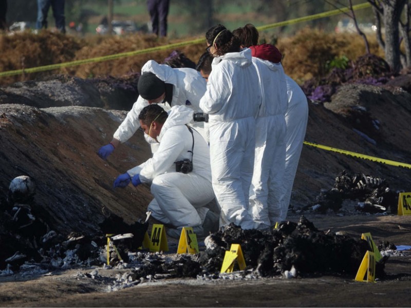 Van 89 muertos por explosión en ducto