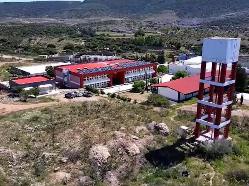 Van a paro tecnológicos y politécnicas por falta de pago