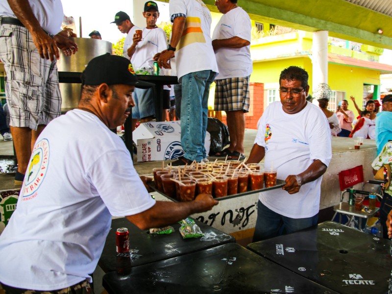 Van a romper récord del coctel de ostión más grande en Veracruz