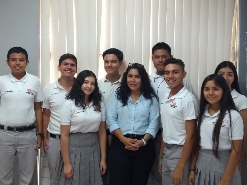 Van alumnos de Cobach a preselectivo de química