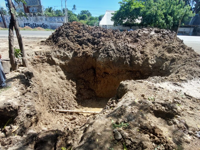 Van contra morosos para pagar reparaciones de fugas en Tehuantepec