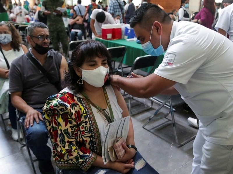 Van más de 65 millones de mexicanos vacunados contra COVID19