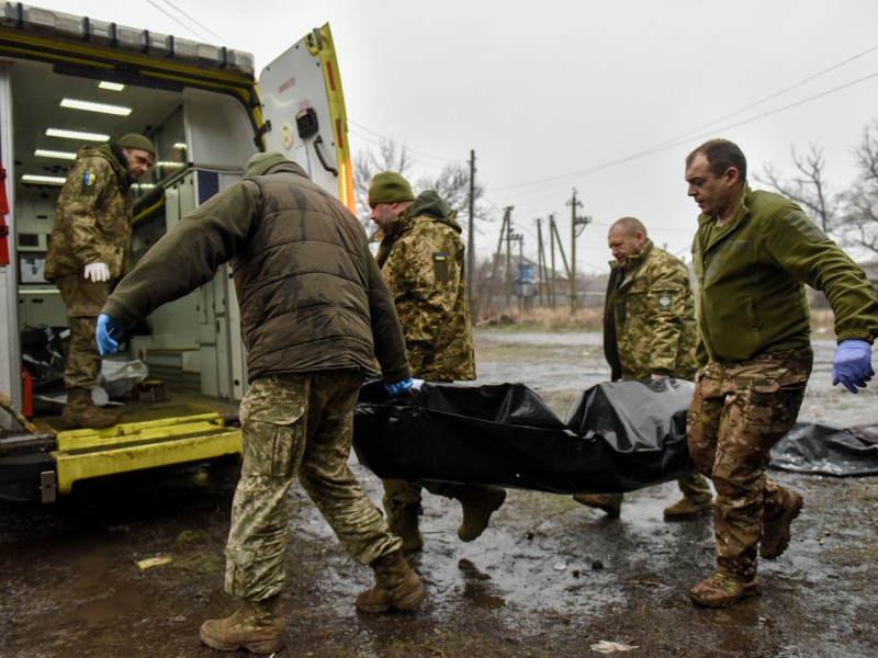 Van más de 7.000 civiles muertos en Ucrania por guerra