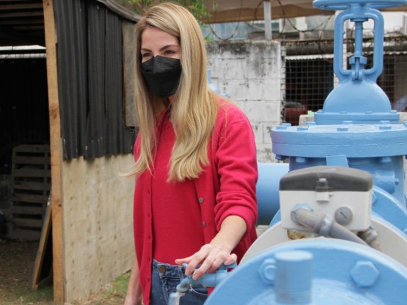 Van por agua más limpia en Los Volcanes