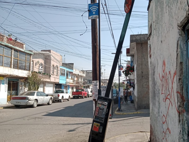 Vandalizan cabinas telefónicas en Mexicaltzingo